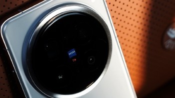 vivo智能生態(tài) 不止手機(jī)，更有個(gè)性化電腦外設(shè)，打造高效智能生活
